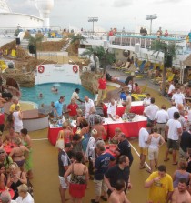 Aida Aura, Pooldeck, Foto: Kerstin Sucher Aida Aura, Pooldeck, Foto: Kerstin Sucher